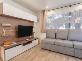 Mobilhome Soleia 2023 Mar Estan 4x, hotel in Canet-en-Roussillon