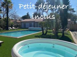 Villa Herbert, Chambres d'Hôtes et Gîte, hotel con spa en Andernos-les-Bains