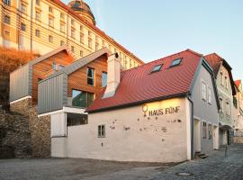 Haus Fünf, hotel em Melk