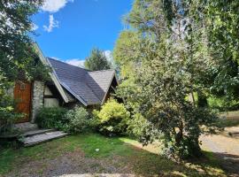 Cabañas Ruca Nahuel, hotell i Villa La Angostura