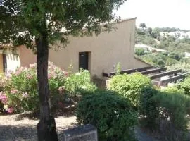 Maison charmante à Porticcio avec vue sur la mer et piscine