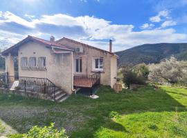 Gorgeous Home In Berlou With Kitchen, hotel em Berlou