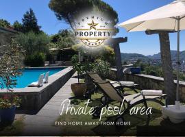 SUITE room with private pool area, near COMO lake, private parking I Villa dei Leoni, hotel v destinaci Morbio Inferiore