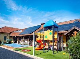 Balázs Szálló, khách sạn ở Gyula