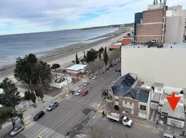 céntrica a 20 m de la playa y cochera propia