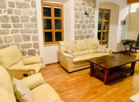 Three Arches, holiday rental in Muo