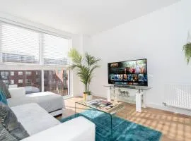 Luxury Apartment - Secure Parking - Birmingham City Centre - Netflix & Wifi - 411H