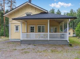 Holiday Home Kuusikko by Interhome, hotel a Lamppi