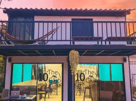 The 10 club hostel, hotel di Thong Sala