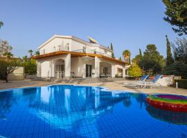 Grand Villa Baci, hotel din Golful Coralilor