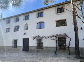 Cortijo San Roque Alojamientos Rurales, hôtel avec parking à Puebla de Don Fadrique