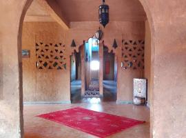 Hostel la palmeraie merzouga、メルズーガの4つ星ホテル