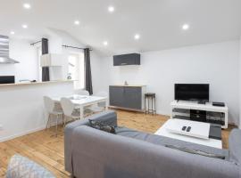 Charmant tout confort, T3 Hypercentre Vienne, Ferienwohnung in Vienne