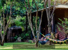 Wild River Side, chalet i Udawalawe