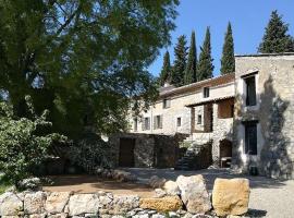 Mas Osmeea, guest house in Roquefort-les-Pins
