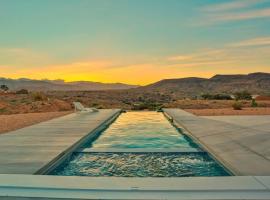 The Infinity House - POOL & SPA, cottage in Pioneertown