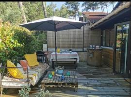 la maison du bonheur, hotel u gradu Senjos