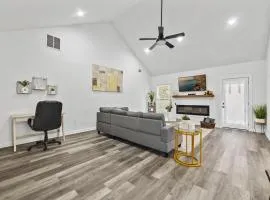 Cozy 3 BR house with Wi-Fi near Tribble Mill Park