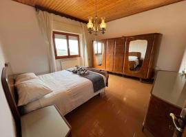 G&L Guesthouse, parkimisega hotell sihtkohas Semproniano