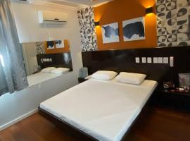 Motel Status (only adults), hotel cinta di Pato Branco