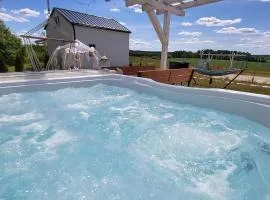 Domek Maryja z prywatnym duzym jacuzzi i sauna Przystan pod niebem