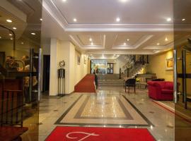 Trevi Hotel e Business, hotell i Curitiba
