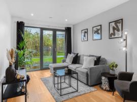 Axium Escape- 2 bed apartment, Birmingham City Centre, self catering accommodation in Birmingham