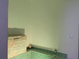 La Morería y su jacuzzi, hotel em La Puebla de los Infantes