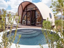 91 Athens Riviera, The Resort, hotel spa ad Atene