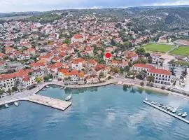 Apartments by the sea Postira, Brac - 22205