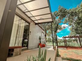 Casa Container Camisão, hotel en Camisão