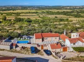 Luxury villa with a swimming pool Benkovac, Zagora - 20927