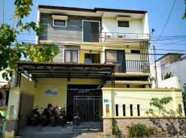 PROMOSIA GUEST HOUSE: Surabaya şehrinde bir pansiyon