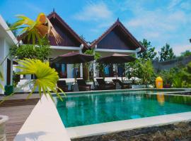 The Local Are Guling, villa in Kuta Lombok