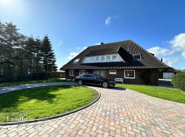 Landhaus Villa Süderhafen - Kleiner Luxus, Hotel in Nordstrand