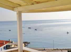 Attico Super Panoramico, hotel v destinaci Porto Recanati