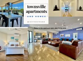Lighthouse Apartments on The Strand - Penthouse, hotel de luxo em Townsville