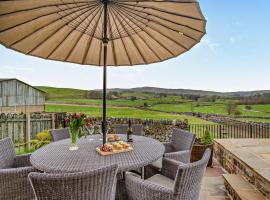 3 Bed in Malham 94260, hotel in Airton