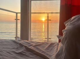 holiday shengjin kune, khách sạn ở Shëngjin