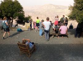 Jabal Dana Hotel - the highest hotel in Jordan, хотел в Дана