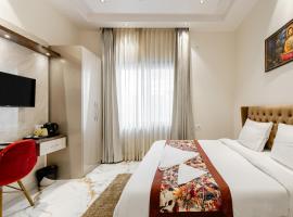 Lime Tree B&B Pari Chowk, hotel in Greater Noida