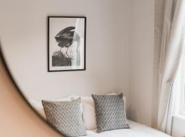 Stylish 3 bed home near central Chester - sleeps 6, hotel u gradu Čester