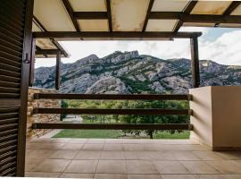 ΕΣΠΕΡΙΔΕΣ, cheap hotel in Kalavrita