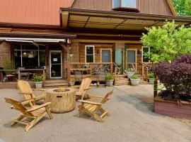 The Iris Garden Downtown Cottages and Suites