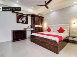 Super OYO Natraj Inn Near SGPGI - Managed by Company, hotel in Lucknow