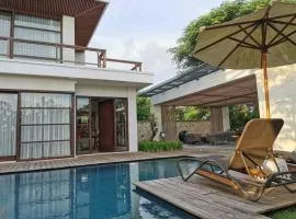 Secluded Spacious 4BR Villa, Bali - 1,000m2
