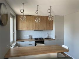 Cozy Urban Retreat with Self check-in and Netflix, Hotel in Panevėžys