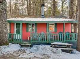 Pet-Friendly Laconia Cabin with Fireplace and Deck!