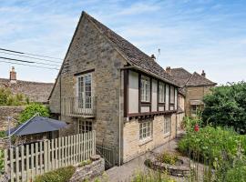 Spacious Cottage in the Centre of Burford, Cotswolds, hotel u gradu Barford