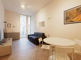 GuestHost - Cordusio Enchanting Apartment